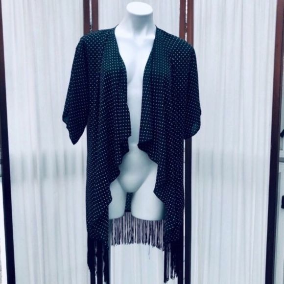 LulaRoe Monroe Kimono Coverup - Picture 1 of 7